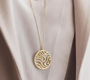 آویز مهرو بزرگ
